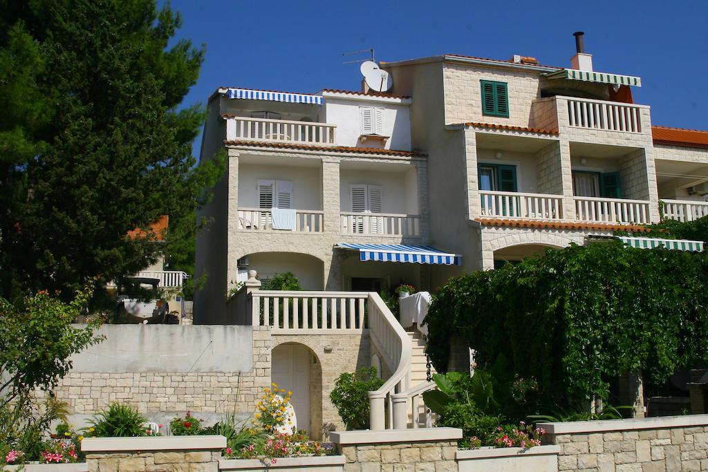 Guest House Marija Bol Esterno foto