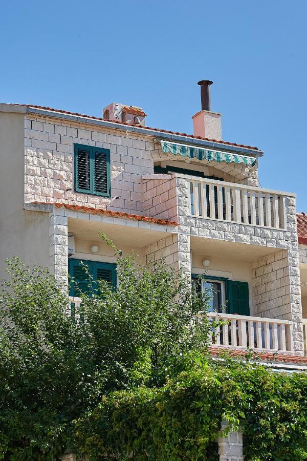 Guest House Marija Bol Esterno foto