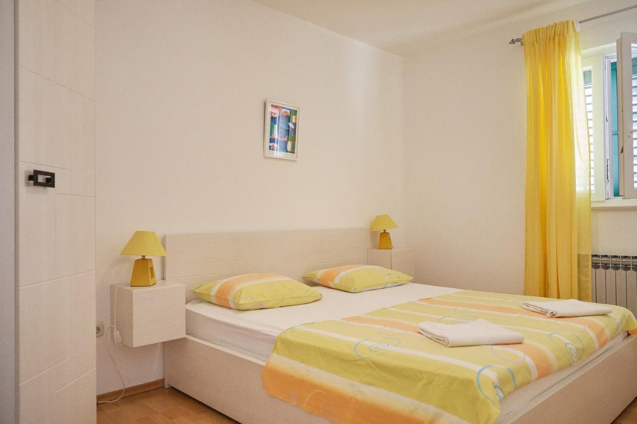 Guest House Marija Bol Esterno foto